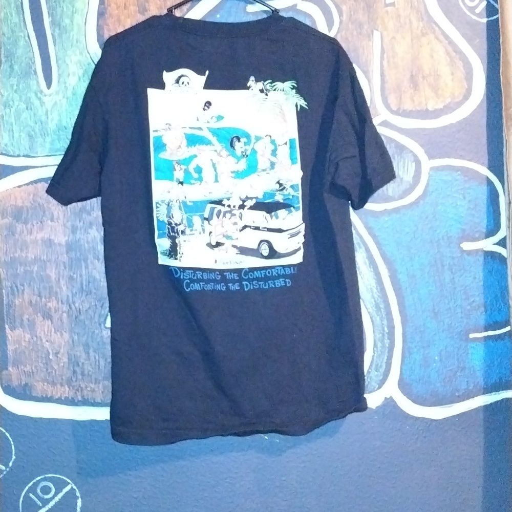 (Sketchy tank) t-shirt